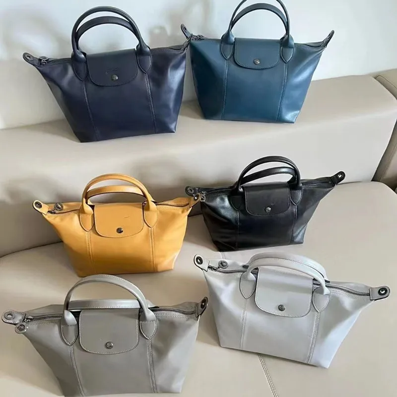 Versatile Women's New Sheepskin Dumpling Bag Fashion Mom's Handbag Women's Crossbody Shoulder Bag
Versatile Women's New Sheepskin Dumpling Bag Fashion Mom's Handbag Women's Crossbody Shoulder Bag