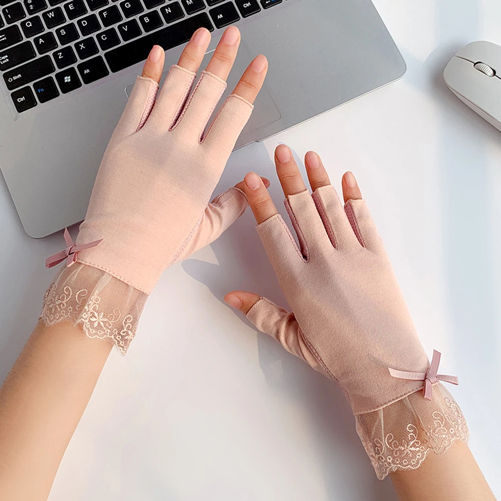 Embroidered Fashion Women Lady Bow Summer Lace Mitten Flower Half Finger Gloves Thin Gloves
Embroidered Fashion Women Lady Bow Summer Lace Mitten Flower Half Finger Gloves Thin Gloves