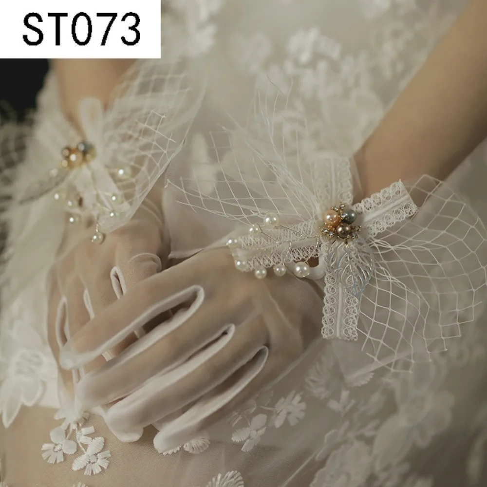 Clothing Accessories Lace Gloves 2024 Sexy Party Dress Cycling Driving Mittens Evening Prom Decor Party
Clothing Accessories Lace Gloves 2024 Sexy Party Dress Cycling Driving Mittens Evening Prom Decor Party