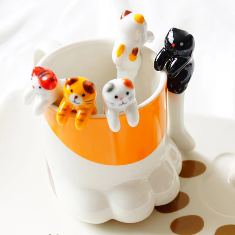 5 Styles Hanging Cartoon Cat Handle Ceramic Spoon Cute Coffee Tea Juice Dessert Ice Cream Flatware Creative Gift Without Cup
5 Styles Hanging Cartoon Cat Handle Ceramic Spoon Cute Coffee Tea Juice Dessert Ice Cream Flatware Creative Gift Without Cup
