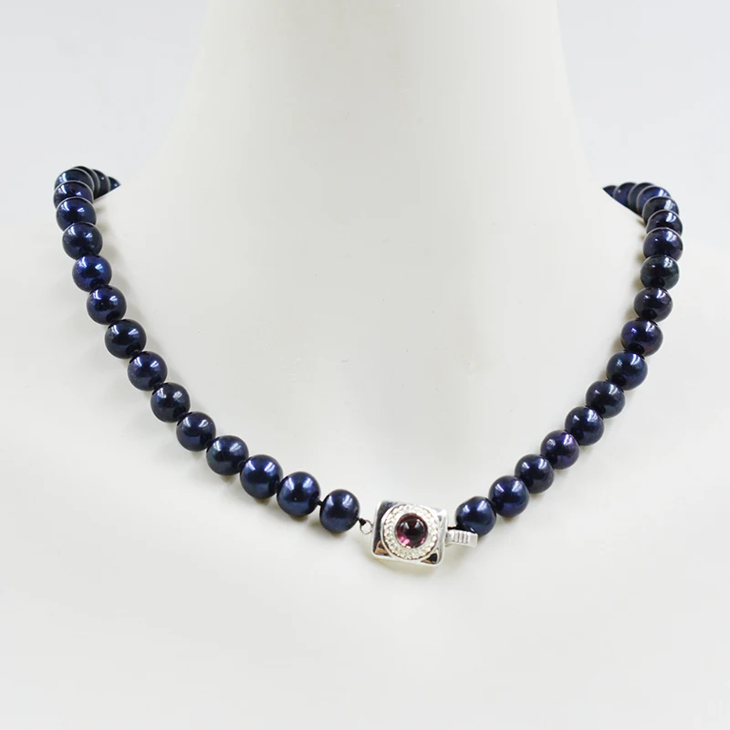 

Exquisite !! High quality 8-9MM AAA++black natural freshwater pearl necklace. Classic ladies wedding necklace 18"
