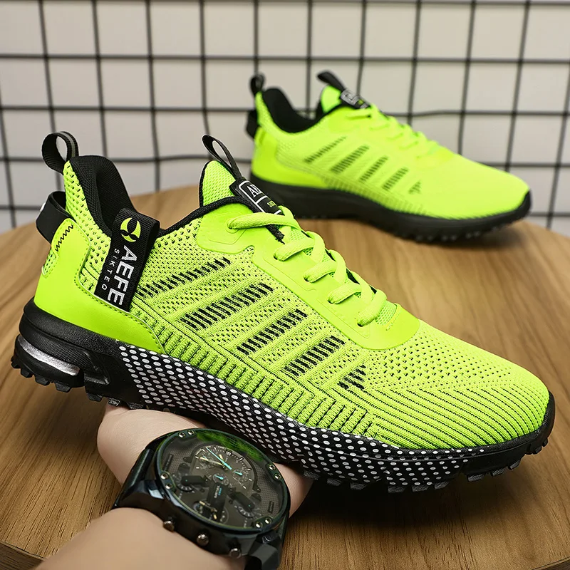 

New Men Running Shoes Breathable Outdoor Sports Shoes Lightweight Sneakers for Men Comfortable Athletic Training Shoes for Men