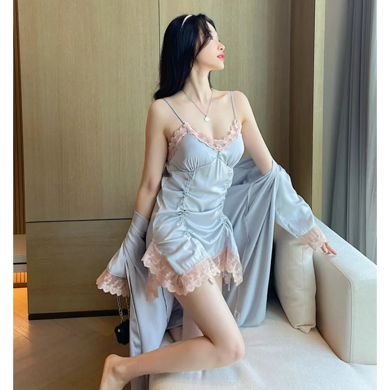 Summer Sexy Suspenders Nightdress Women Nightgown Chest Pad Two Piece Set Drawstring Silkly Bathrobe Pajamas Fun Home Wear Robes
Summer Sexy Suspenders Nightdress Women Nightgown Chest Pad Two Piece Set Drawstring Silkly Bathrobe Pajamas Fun Home Wear Robes