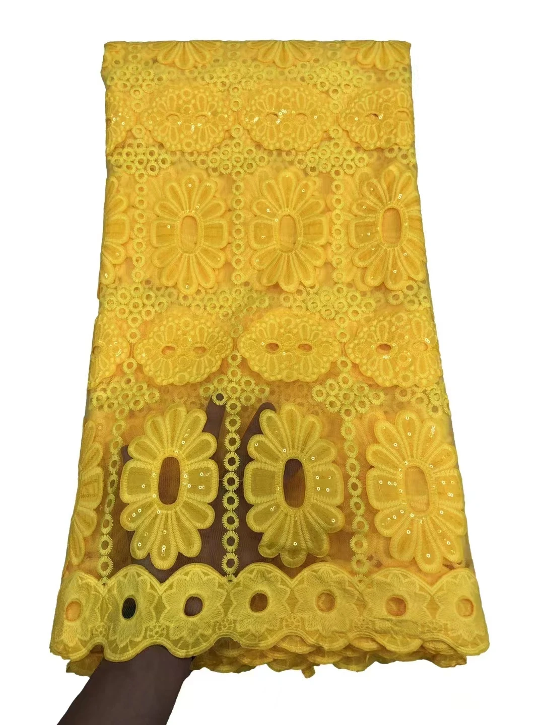 African Lace Fabric 2023 High Quality French Lace Fabric With Stones Nigerian Lace Fabric For Dress 5 YardsJL30A
African Lace Fabric 2023 High Quality French Lace Fabric With Stones Nigerian Lace Fabric For Dress 5 YardsJL30A