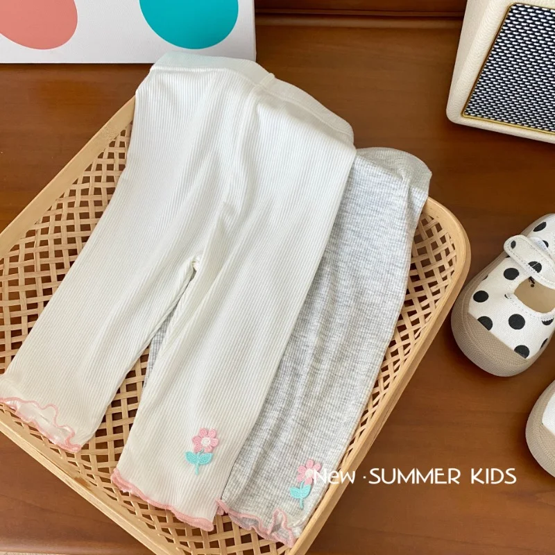 Girls' Ice Silk Leggings 0-6 Years Old Summer Thin Style Girls' Decal Air Conditioning Pants Children's Casual Pants
Girls' Ice Silk Leggings 0-6 Years Old Summer Thin Style Girls' Decal Air Conditioning Pants Children's Casual Pants