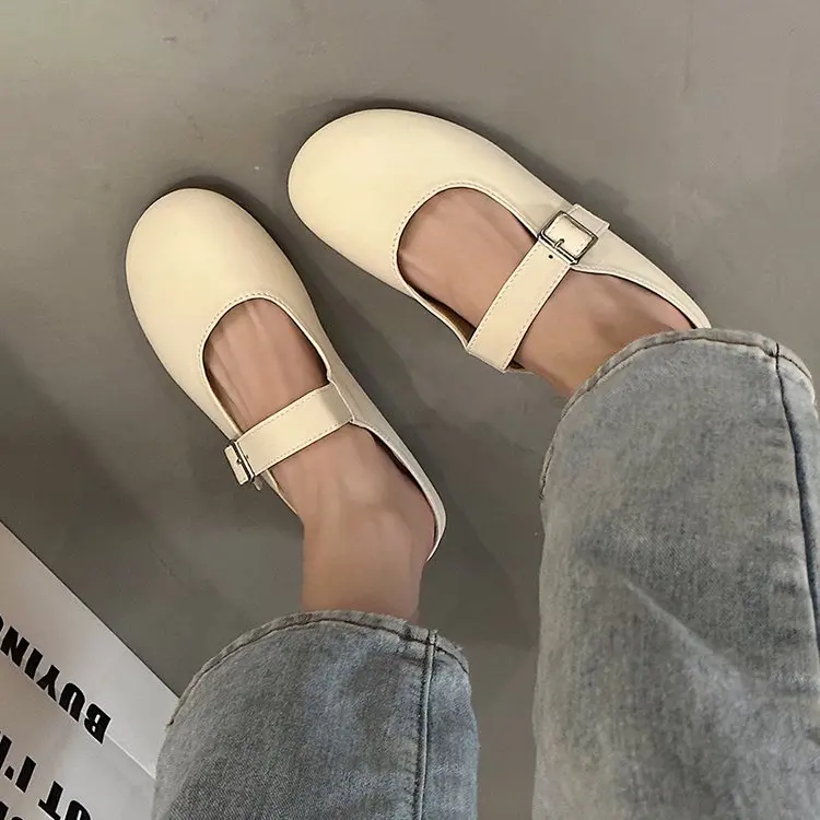 Women's Summer Shoes and Slippers 2023 New Fashion Metal Buckle Women's Flat Sandals Women's Outdoor Simple Flat Shoes 2023
Women's Summer Shoes and Slippers 2023 New Fashion Metal Buckle Women's Flat Sandals Women's Outdoor Simple Flat Shoes 2023