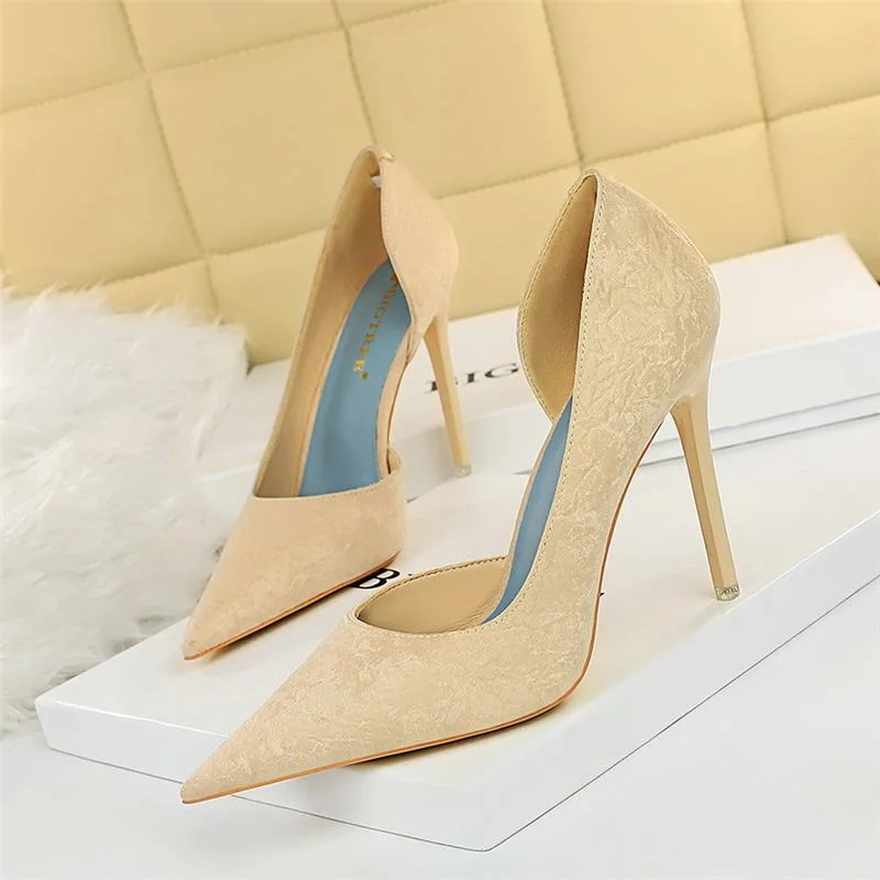 2022 Fashion High Heels Women Sexy Party Women Pumps Elegant Woman Heel Stiletto Vintage Ladies Dress Shoes Zapatillas Mujer
2022 Fashion High Heels Women Sexy Party Women Pumps Elegant Woman Heel Stiletto Vintage Ladies Dress Shoes Zapatillas Mujer