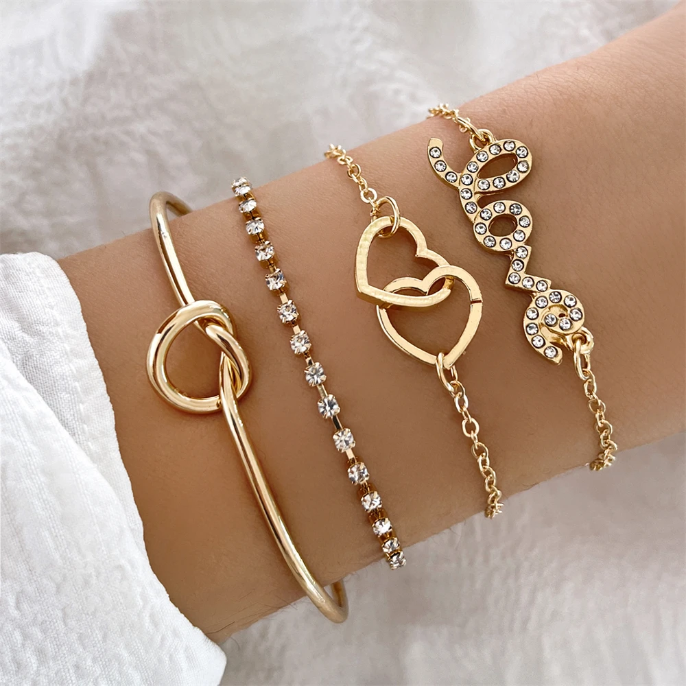Sindlan 4Pcs Vintage Heart Crystal Gold Color Chains Wrist Bracelets for Women Charms Love Open Bangle Set Boho Jewelry Pulseras
Sindlan 4Pcs Vintage Heart Crystal Gold Color Chains Wrist Bracelets for Women Charms Love Open Bangle Set Boho Jewelry Pulseras