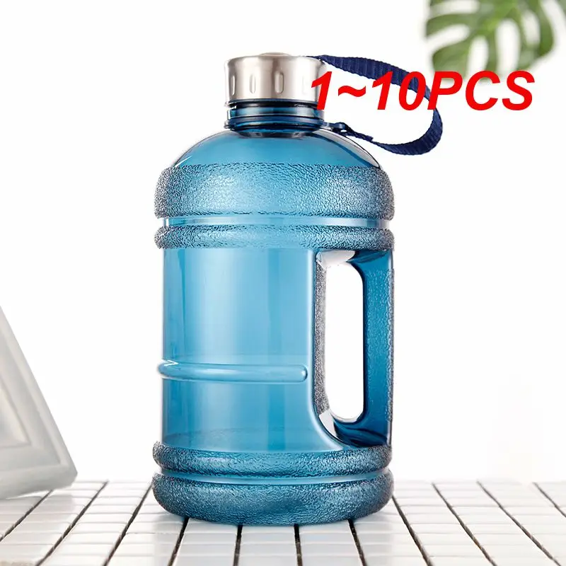 1.9L/2.4L Sports Water Bottle With Handle Leakproof Outdoor Sports Fitness Running Gym Training Large Capacity Water Cup
1.9L/2.4L Sports Water Bottle With Handle Leakproof Outdoor Sports Fitness Running Gym Training Large Capacity Water Cup