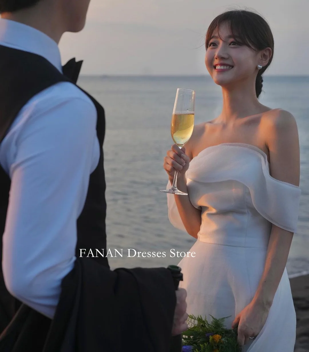 

FANAN A-Line Korea Ivory Simple Wedding Dresses 웨딩드레스 Strapless Organza Custom Made Pretty Corset Bride Gowns Plus Size