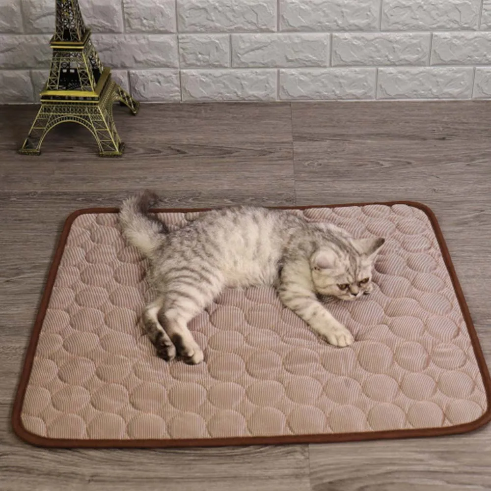 Cooling Pet Pad Mat Blanket Sofa Breathable Bed Summer for Dog Cat Guinea Pig Rabbit Animal Washable Cage Liners Pet Item
Cooling Pet Pad Mat Blanket Sofa Breathable Bed Summer for Dog Cat Guinea Pig Rabbit Animal Washable Cage Liners Pet Item