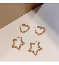 Korean Version of Personalized Net Red Love Design Sense of Exaggeration Earrings 2020 Fashion Simple Pendant Accessories
Korean Version of Personalized Net Red Love Design Sense of Exaggeration Earrings 2020 Fashion Simple Pendant Accessories