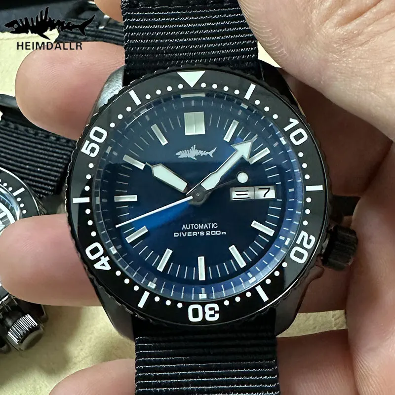 Heimdallr SKX007 Luxury Men's Diver Wristwatch Luminous 20Bar Waterproof Sapphire Ceramic Bezel NH36A Automatic Mechanical Watch
Heimdallr SKX007 Luxury Men's Diver Wristwatch Luminous 20Bar Waterproof Sapphire Ceramic Bezel NH36A Automatic Mechanical Watch