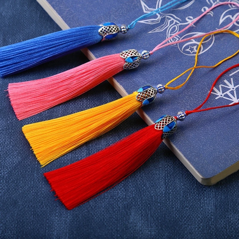 5pcs/lot 8cm DIY Home Decoration Polyester Silk Tassel Cotton Tassel Trim For Sewing Curtains Accessories pendant Car Decoration
5pcs/lot 8cm DIY Home Decoration Polyester Silk Tassel Cotton Tassel Trim For Sewing Curtains Accessories pendant Car Decoration