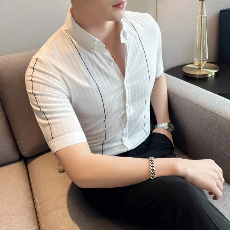 High Quality Men's Striped Shirt 2024 Spring Summer Half Sleeve Casual Shirts Social Business Formal Dress Shirts Men Clothing
High Quality Men's Striped Shirt 2024 Spring Summer Half Sleeve Casual Shirts Social Business Formal Dress Shirts Men Clothing