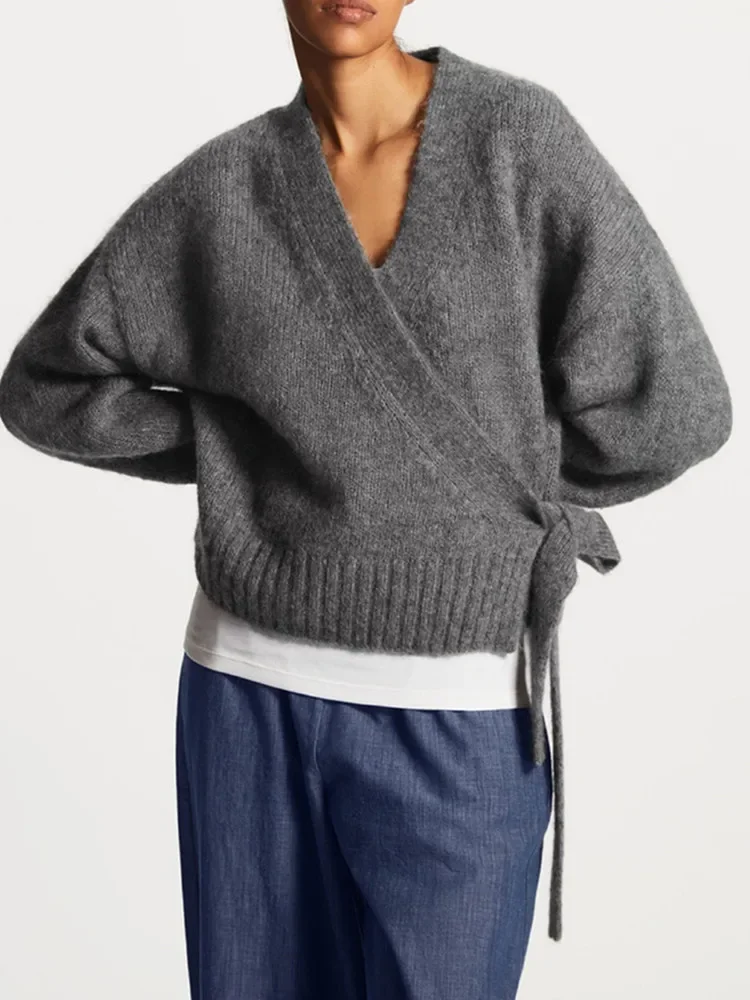 Women's Sweater 2023 New Autumn Winter Wool Blend V-Neck Wrapped Lace-Up Solid Color Soft Long Sleeve Cardigan
Women's Sweater 2023 New Autumn Winter Wool Blend V-Neck Wrapped Lace-Up Solid Color Soft Long Sleeve Cardigan