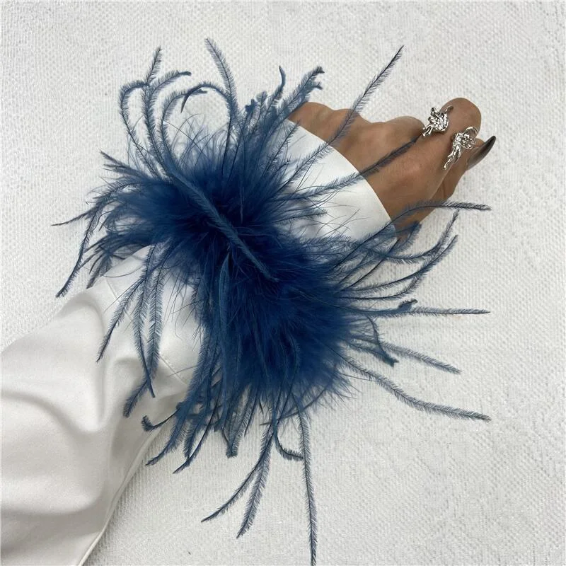 Women Natural Feather Cuff Sexy Snap On Bracelet Arm Cuff Shirts Wrist Sleeves Wristband Anklet for Party Halloween Rave Costume
Women Natural Feather Cuff Sexy Snap On Bracelet Arm Cuff Shirts Wrist Sleeves Wristband Anklet for Party Halloween Rave Costume