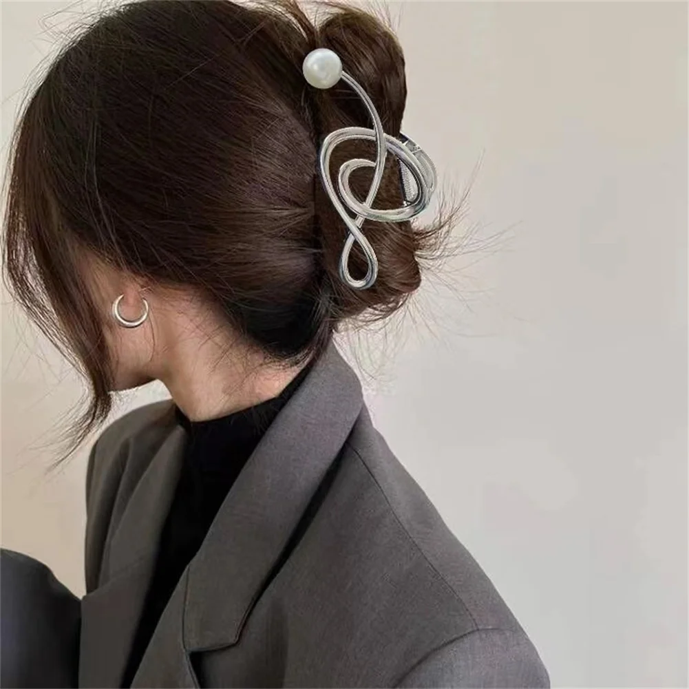 Rhinestone Pearl Metal Hair Clip Elegant Musical Note Gold Claw Clip Design Hairpin Barrette Hair Grab Women's Hair Accessories
Rhinestone Pearl Metal Hair Clip Elegant Musical Note Gold Claw Clip Design Hairpin Barrette Hair Grab Women's Hair Accessories
