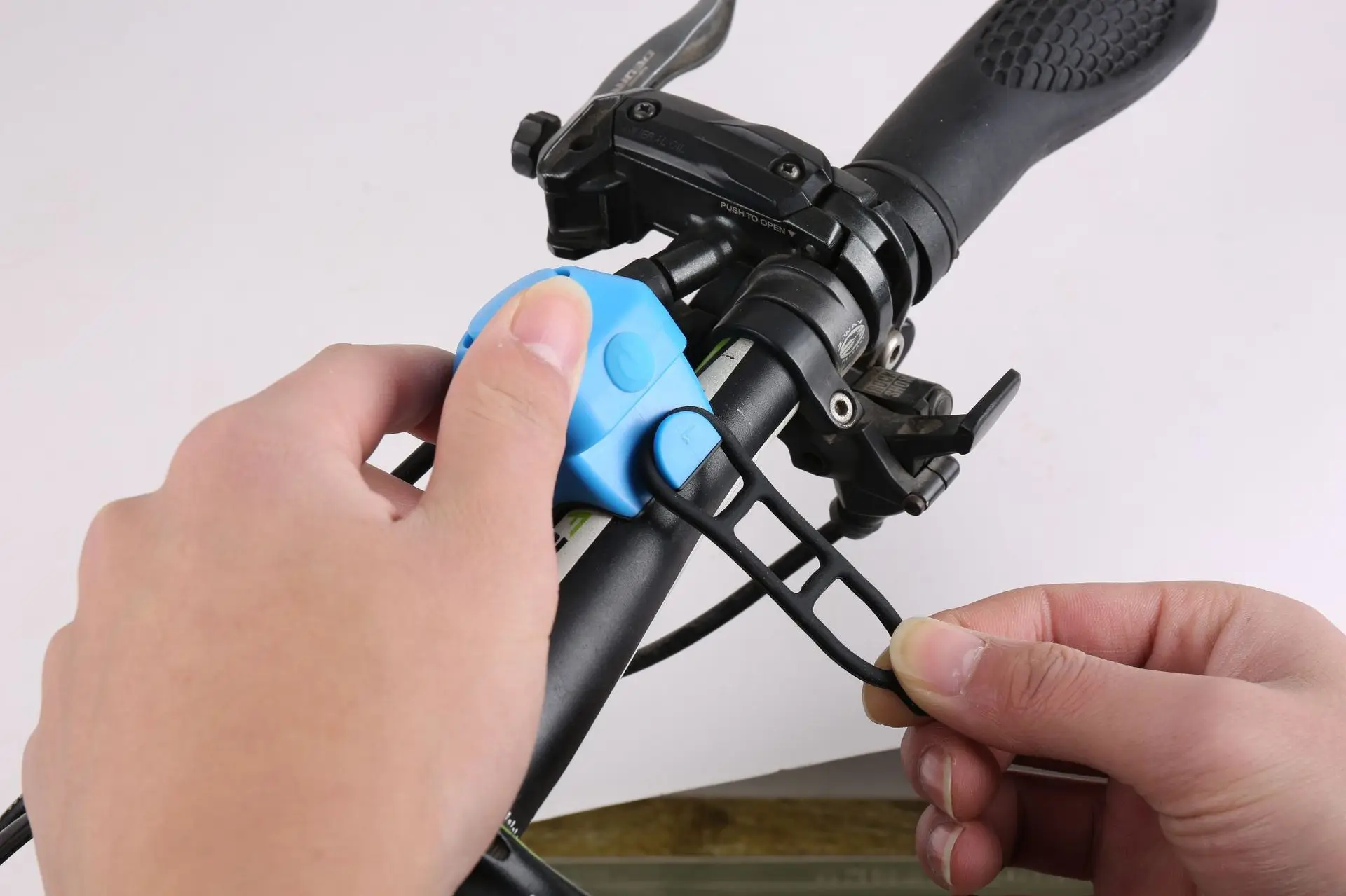 Generic Bicycle Electronic Horn 5 Kinds of Ringtones Children Bells