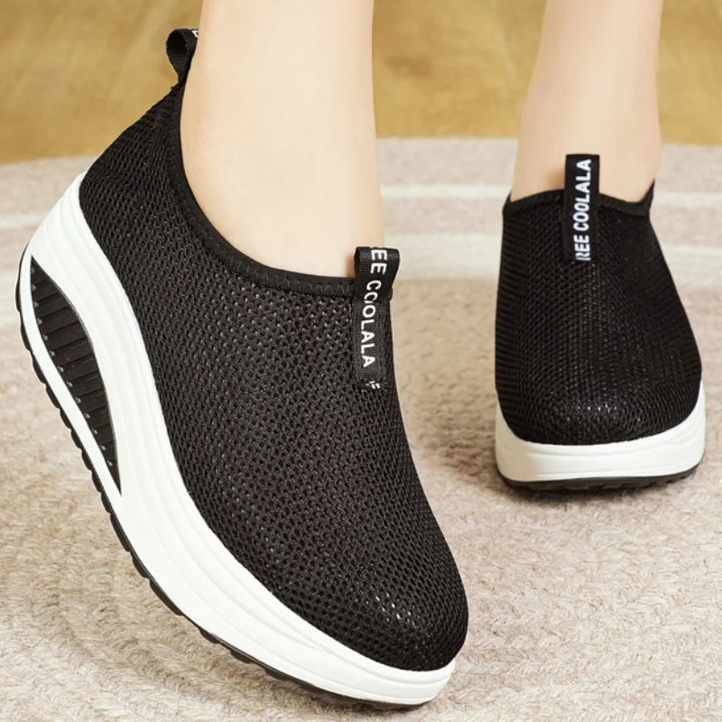 Fashion Breathable Mesh Women Running Shoes Comfortable Lightweight Casual Sneaker Summer Outdoor Non-slip Flat Running Shoes 45 Sb6d8cf81176c4d9786c0739aa5ef4225Z