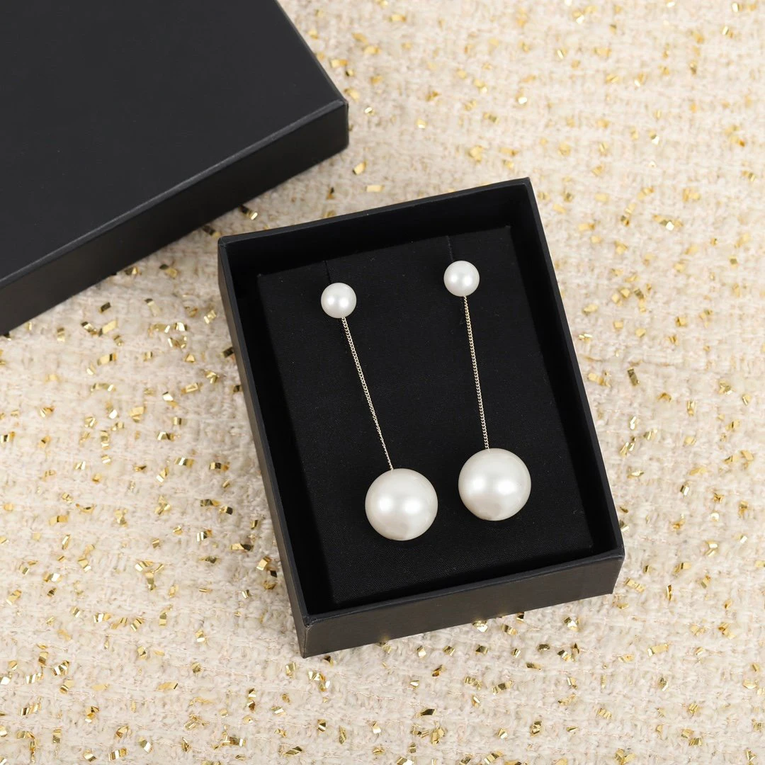 NEW IN2023 Fashion Jewelry Earrings Top Quality Gorgeous Eardrop Luxury Lovely Snow White Bead Pearl
NEW IN2023 Fashion Jewelry Earrings Top Quality Gorgeous Eardrop Luxury Lovely Snow White Bead Pearl