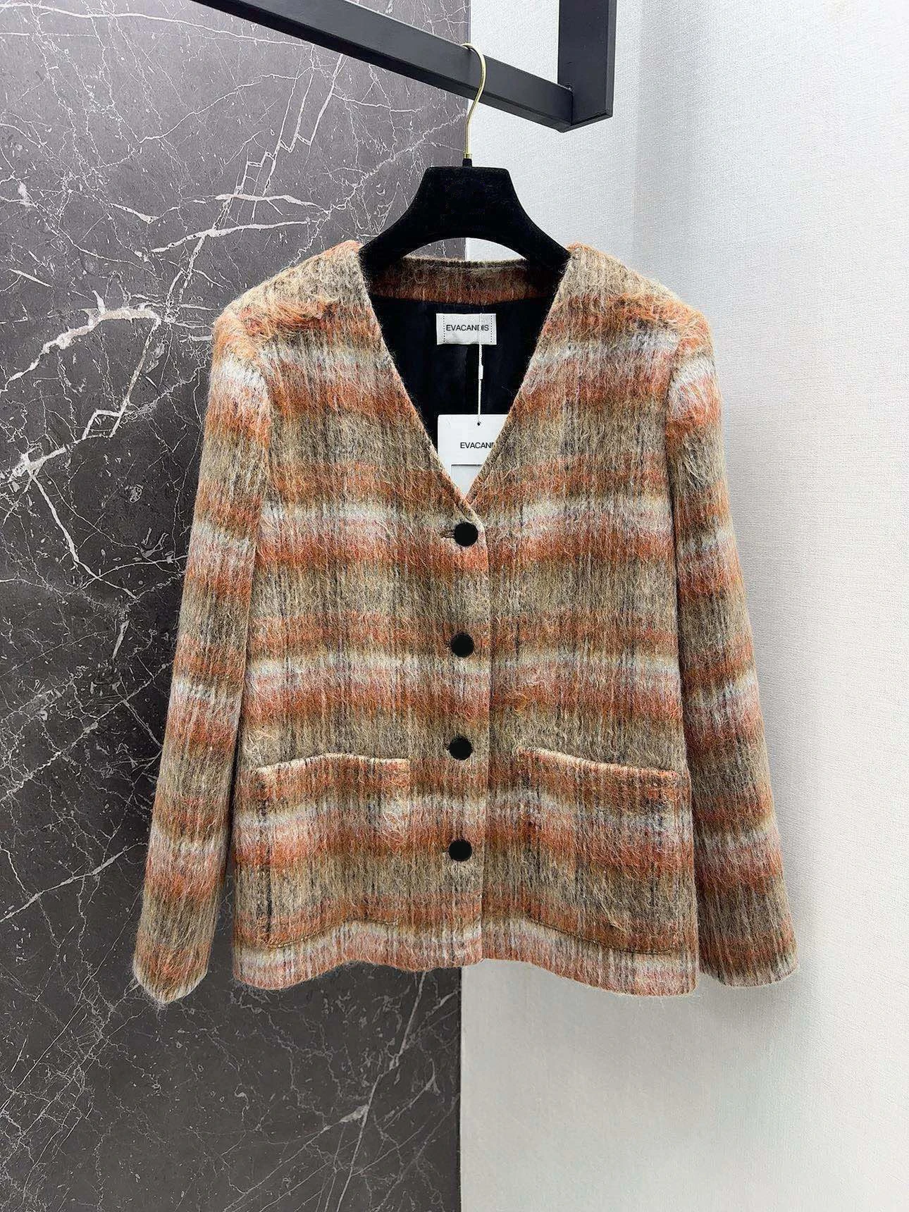 

EVACANDIS Women V-Neck England Style New Chic Vintage Plaid Wool Blended Coat Single Breasted Thick Elegant High Quality Tops