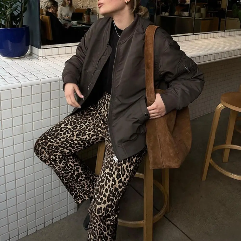 Women Pants Leopard Print Slim Fit Pencil Pants for Women with Button Zipper Fly Pockets Stylish Mid-rise Long Trousers for Wear
Women Pants Leopard Print Slim Fit Pencil Pants for Women with Button Zipper Fly Pockets Stylish Mid-rise Long Trousers for Wear