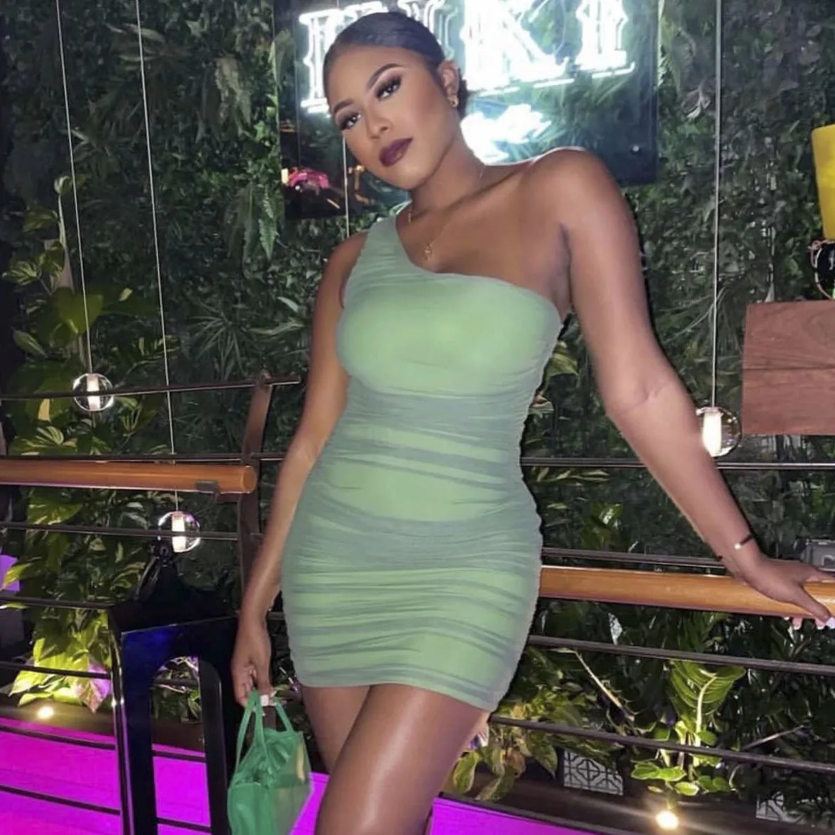 SKMY One Shoulder Sleeveless Mesh Pleated Dress Y2k Summer New Night Club Outfits Open Back Wrapped Hip Dresses For Women 2023
SKMY One Shoulder Sleeveless Mesh Pleated Dress Y2k Summer New Night Club Outfits Open Back Wrapped Hip Dresses For Women 2023