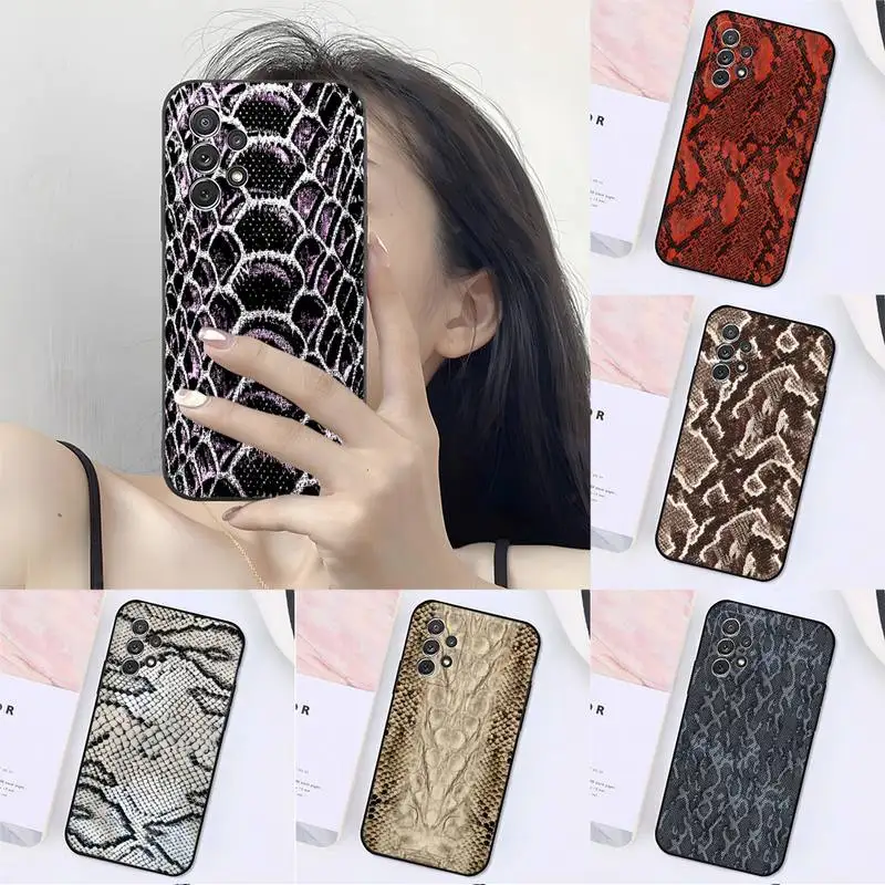 Стильный чехол из змеиной кожи для телефона, чехол для Samsung M20 M10 M11 M21 M30 M31 M51 S Prime S5 6 S6 S9 S8 S7Edge Plus, противоударный чехол
Стильный чехол из змеиной кожи для телефона, чехол для Samsung M20 M10 M11 M21 M30 M31 M51 S Prime S5 6 S6 S9 S8 S7Edge Plus, противоударный чехол