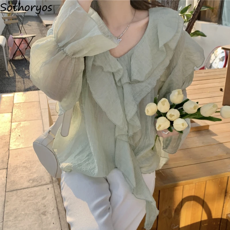 Блузка женская с оборками, дизайнерская нежная дышащая модная универсальная Праздничная блузка с расклешенным рукавом, Мягкая Повседневная рубашка в стиле ольччан
Блузка женская с оборками, дизайнерская нежная дышащая модная универсальная Праздничная блузка с расклешенным рукавом, Мягкая Повседневная рубашка в стиле ольччан