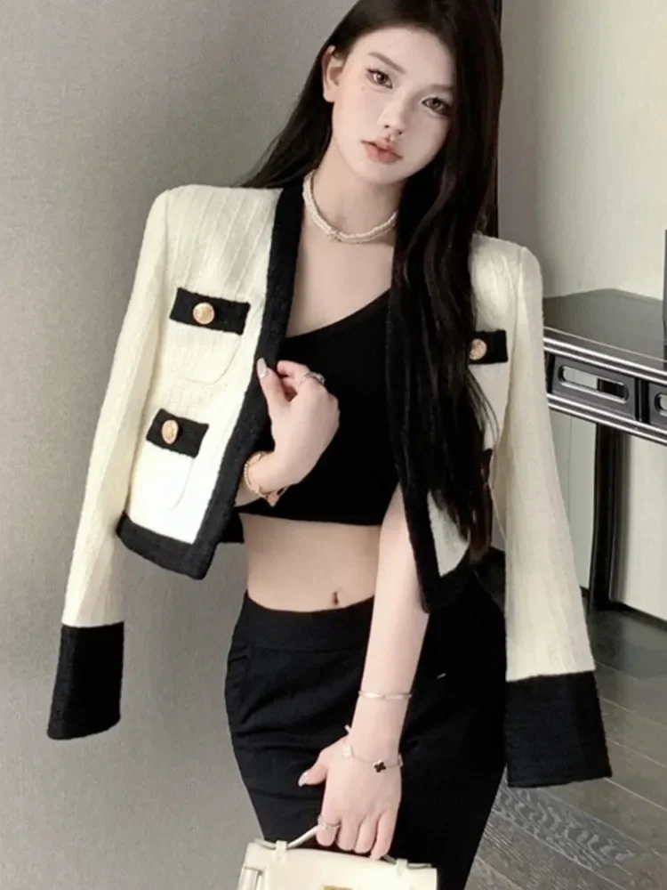 High Quality French Luxury Brand Small Fragrance Tweed Jacket For Women 2023 Autumn Winter Elegant Fashion Short Coats Outerwear
High Quality French Luxury Brand Small Fragrance Tweed Jacket For Women 2023 Autumn Winter Elegant Fashion Short Coats Outerwear