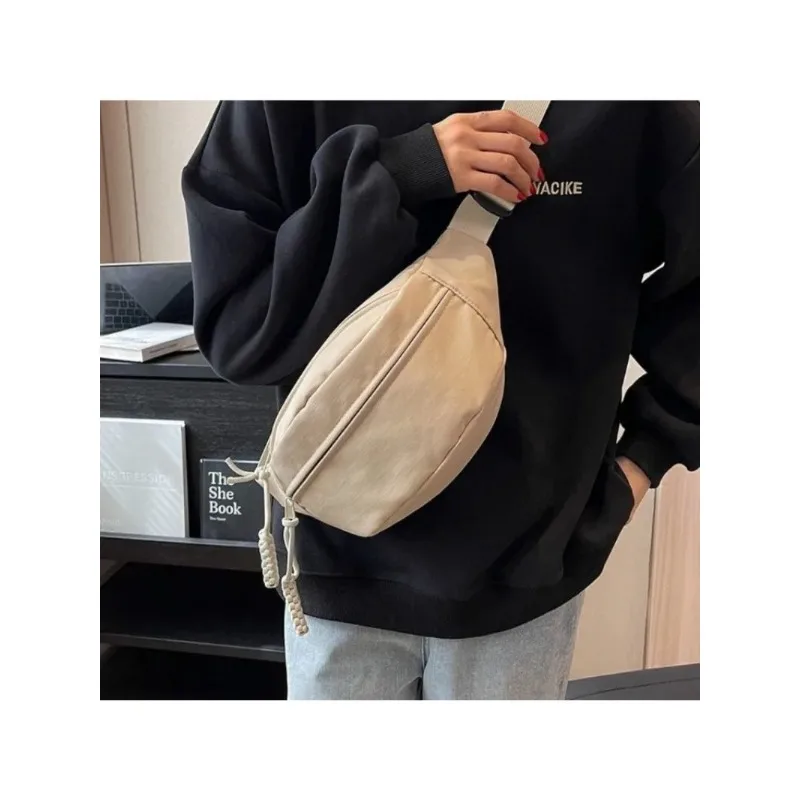 2023 New Fashion Sports Niche Canvas Leisure Ladies Crossbody Bag Exempt From Postage
2023 New Fashion Sports Niche Canvas Leisure Ladies Crossbody Bag Exempt From Postage