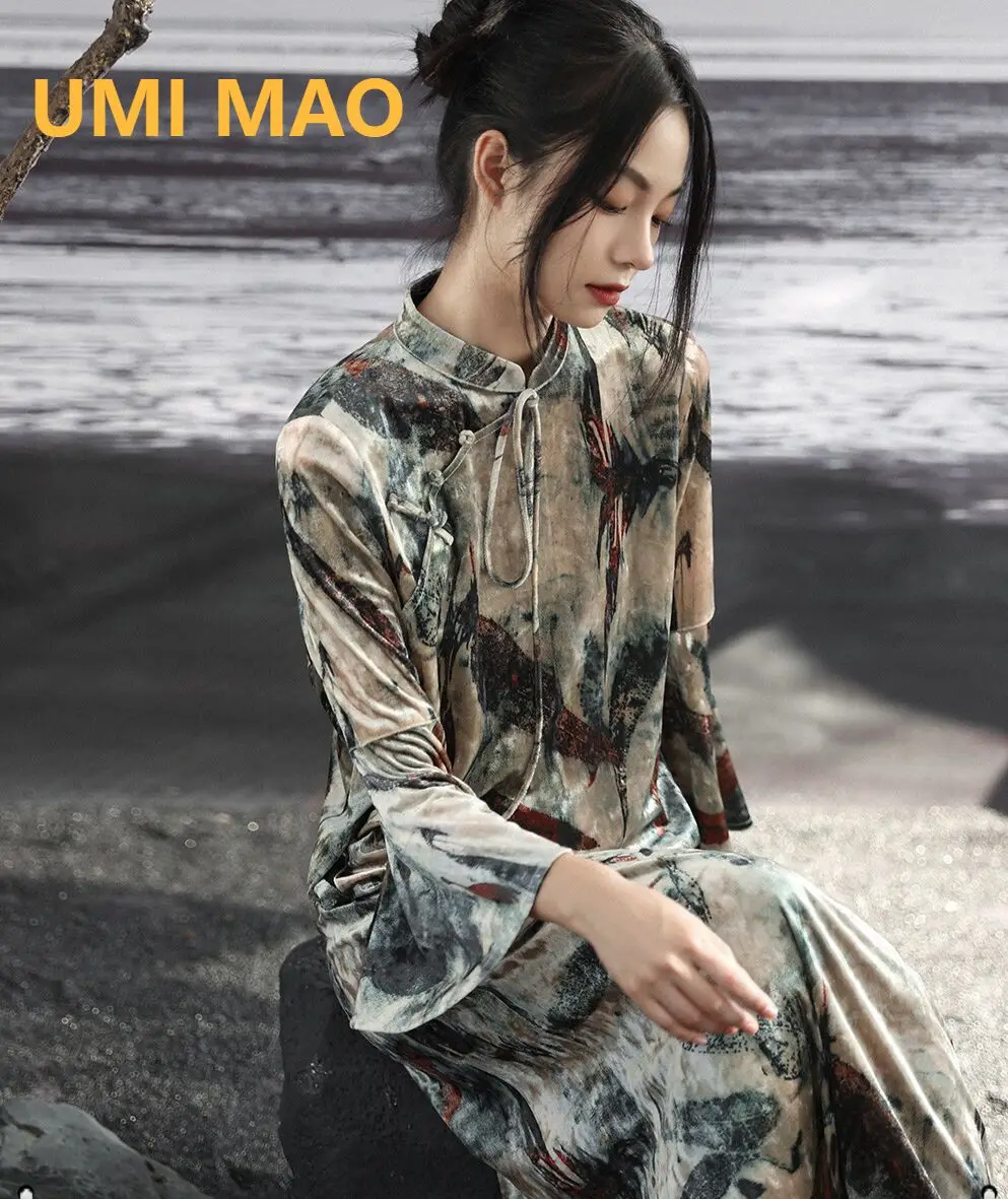 

UMI MAO Dark New Chinese Velvet Dress Elegant Imitation Flocking Dyed Print Retro Disc Button Loose Fit Long Dresses Femme