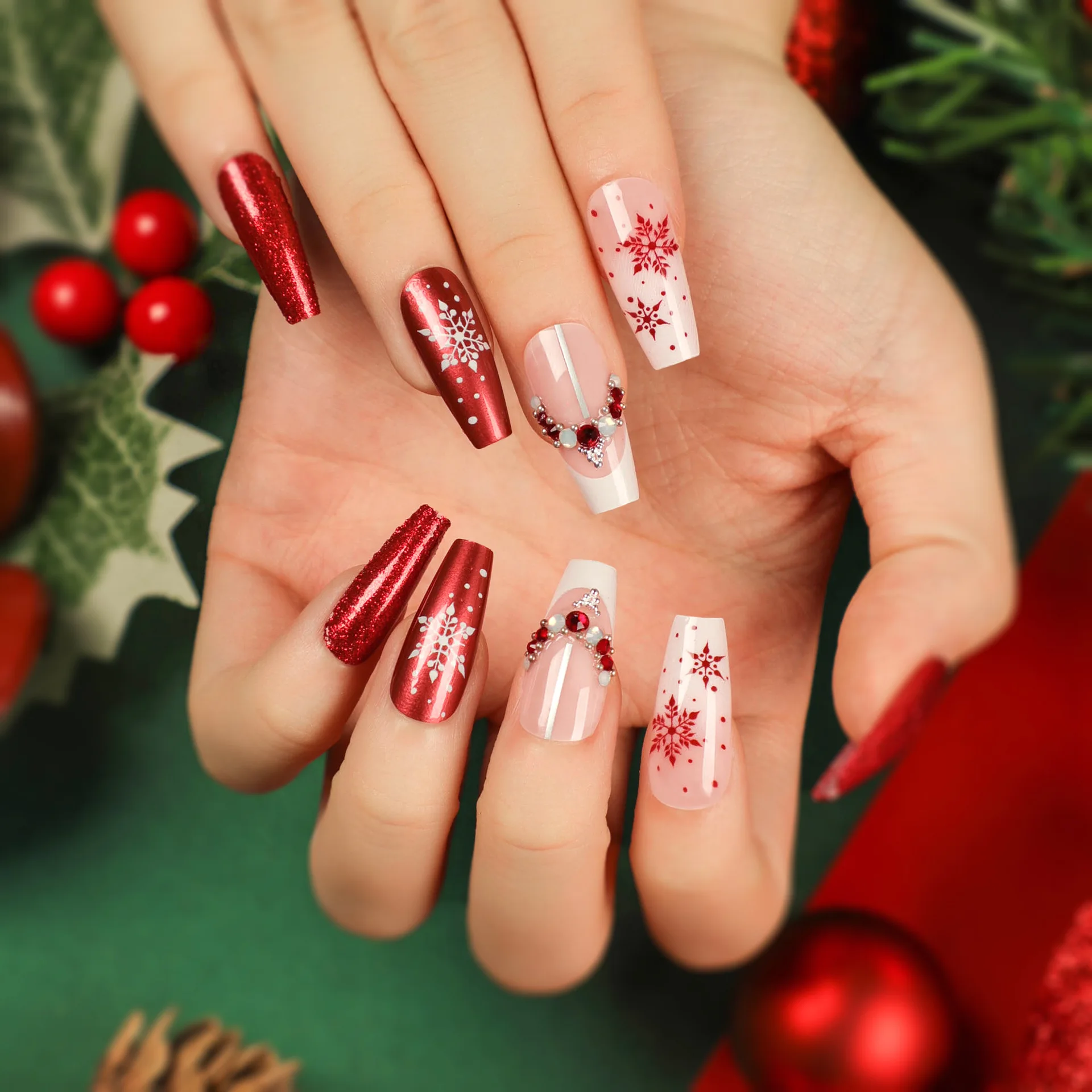 24Pcs Merry Christmas False Nails Fake Nials Detachable Nail Tips Full Cover Press On Nail Tips DIY Manicure Salon Beauty Tool
24Pcs Merry Christmas False Nails Fake Nials Detachable Nail Tips Full Cover Press On Nail Tips DIY Manicure Salon Beauty Tool