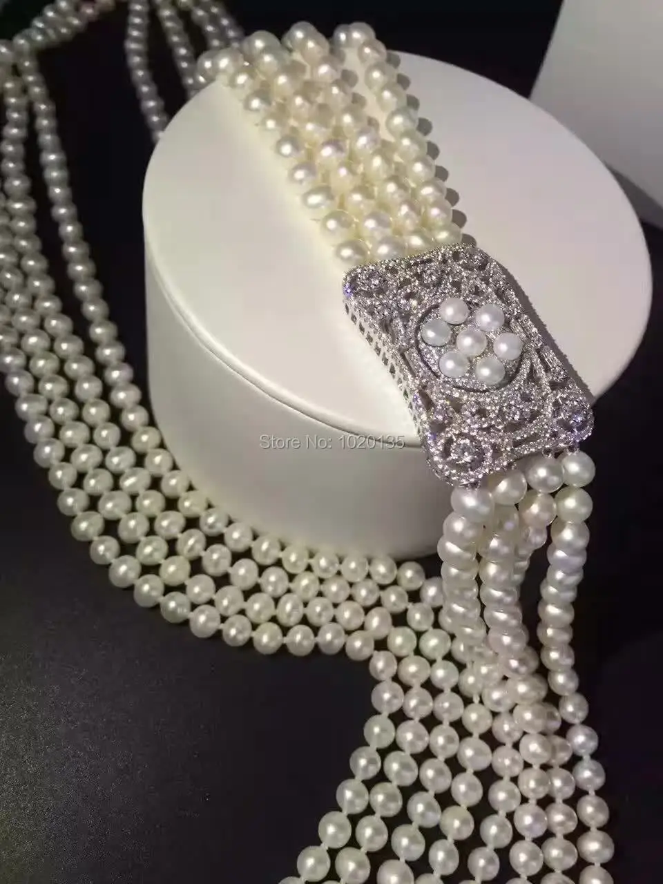 wow! 4rows freshwater pearl white near round necklace 7-8mm 35-40inch wholesale beads
wow! 4rows freshwater pearl white near round necklace 7-8mm 35-40inch wholesale beads
