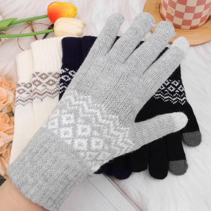 Wave Pattern Knitted Gloves Autumn Winter Women Men Skiing Windproof Warm Gloves Solid Color Fashion Casual Gloves Useful Gifts
Wave Pattern Knitted Gloves Autumn Winter Women Men Skiing Windproof Warm Gloves Solid Color Fashion Casual Gloves Useful Gifts