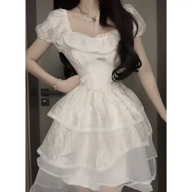 

Princess dress lace splicing mesh waisted fluffy skirt summer new cake skirt female French sweet foreign ageing 2024