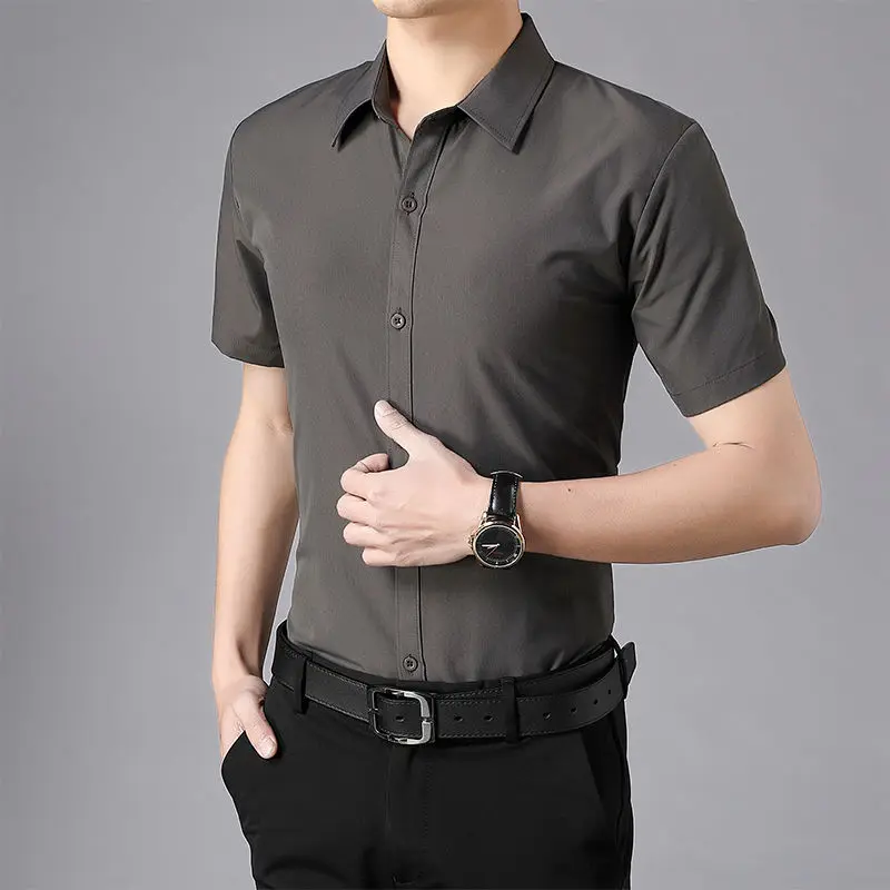 

Мужская тонкая рубашка с коротким рукавом, однотонная приталенная универсальная рубашка в английском стиле, с отворотами, на пуговицах, в стиле смарт-кэжуал, лето