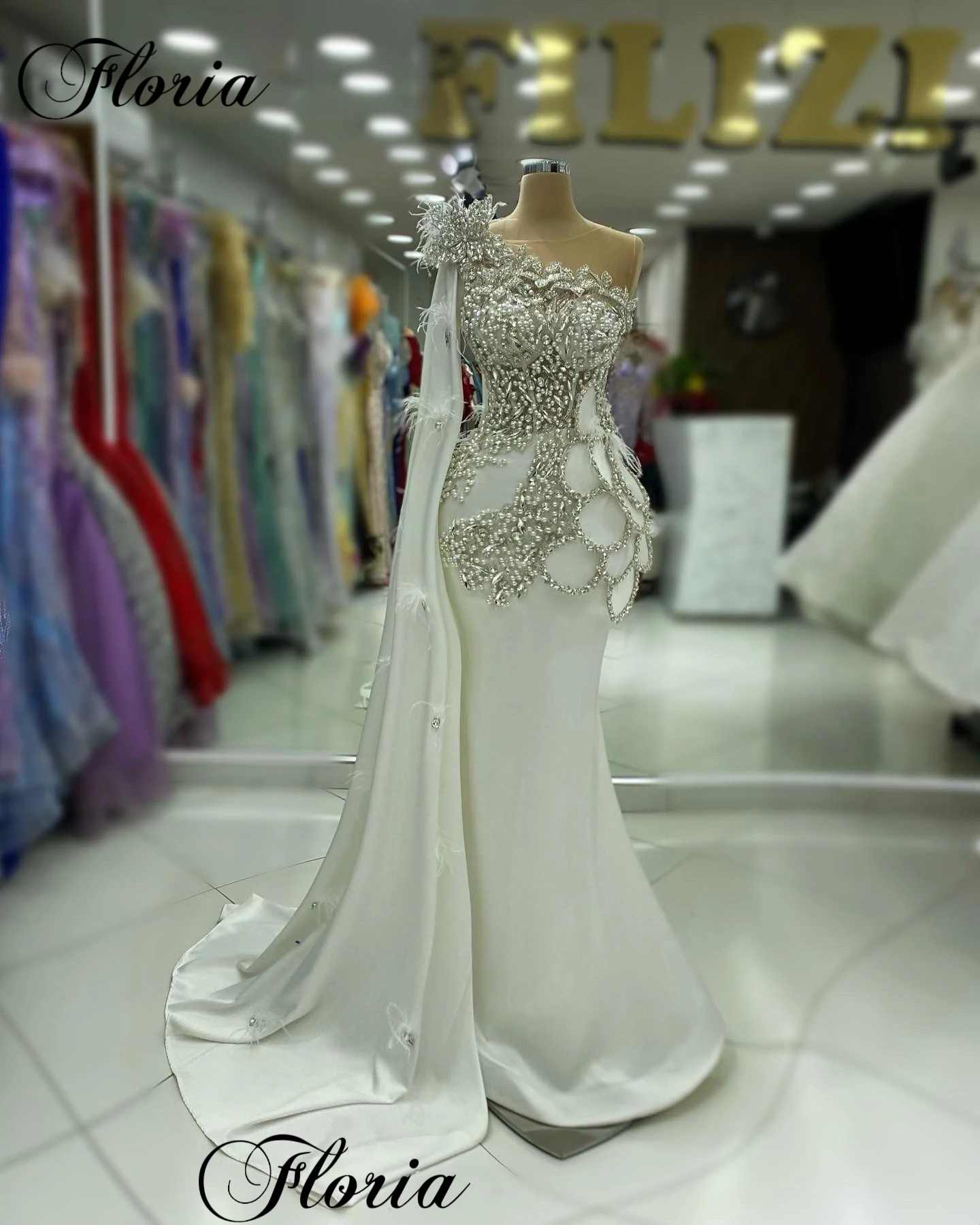 Dubai White Celebrity Dresses Luxury One Shoulder Crystals Evening Gowns Pearls Red Carpet Runway Dresses Vestidos De Noche
Dubai White Celebrity Dresses Luxury One Shoulder Crystals Evening Gowns Pearls Red Carpet Runway Dresses Vestidos De Noche