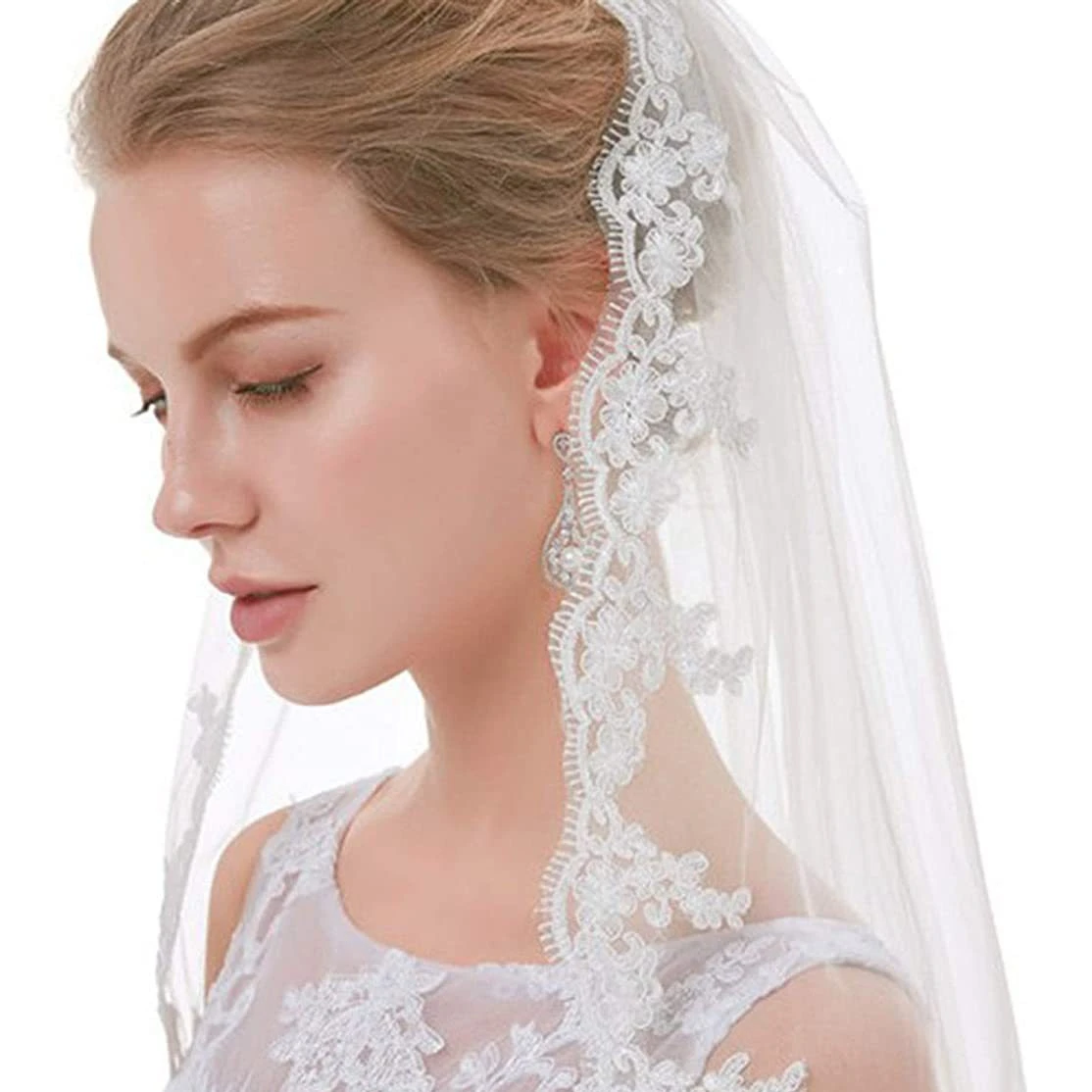 Single Layer Lace Wedding Veil White Wedding Veil with Comb Bridal Tiara Short Veil with Rhinestones Bridal Accessories
Single Layer Lace Wedding Veil White Wedding Veil with Comb Bridal Tiara Short Veil with Rhinestones Bridal Accessories