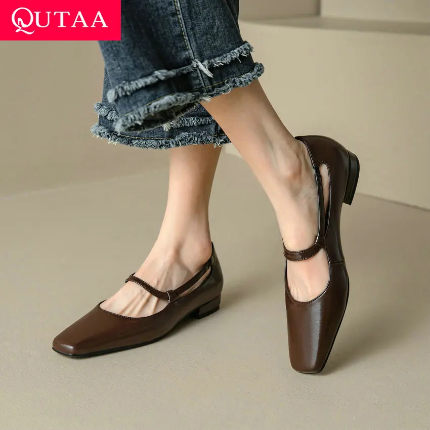 QUTAA 2023 Women Genuine Leather Pumps Square Toe Low Heels Spring Summer Ankle Strap Shoes Woman Size 34-39
QUTAA 2023 Women Genuine Leather Pumps Square Toe Low Heels Spring Summer Ankle Strap Shoes Woman Size 34-39