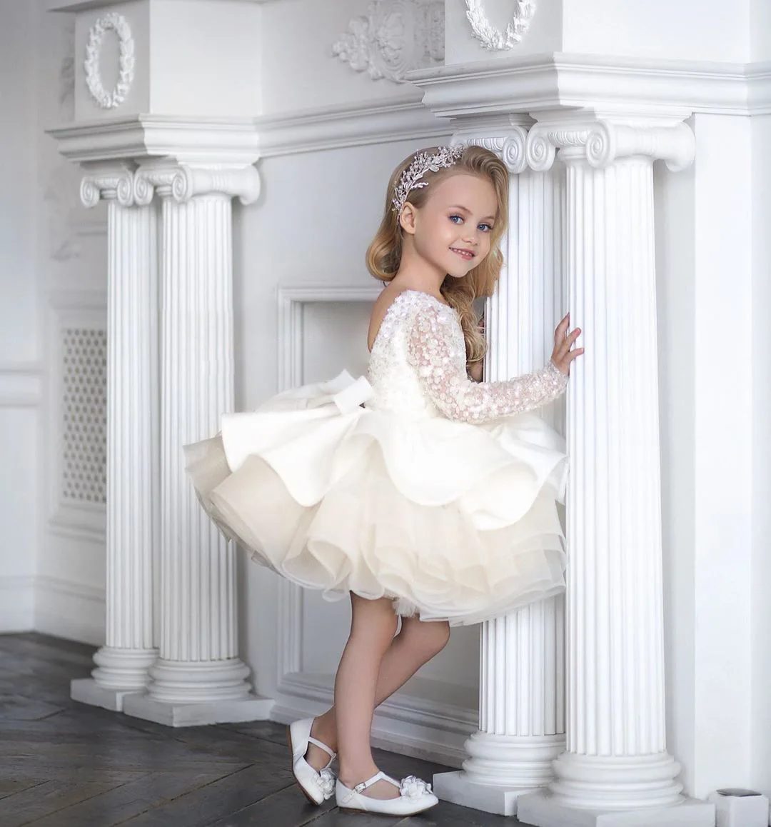 Children's Wedding Dress Girls' Long Sleeve Lace Sequin Show Hosting Birthday Puffy Short Skirt
Children's Wedding Dress Girls' Long Sleeve Lace Sequin Show Hosting Birthday Puffy Short Skirt