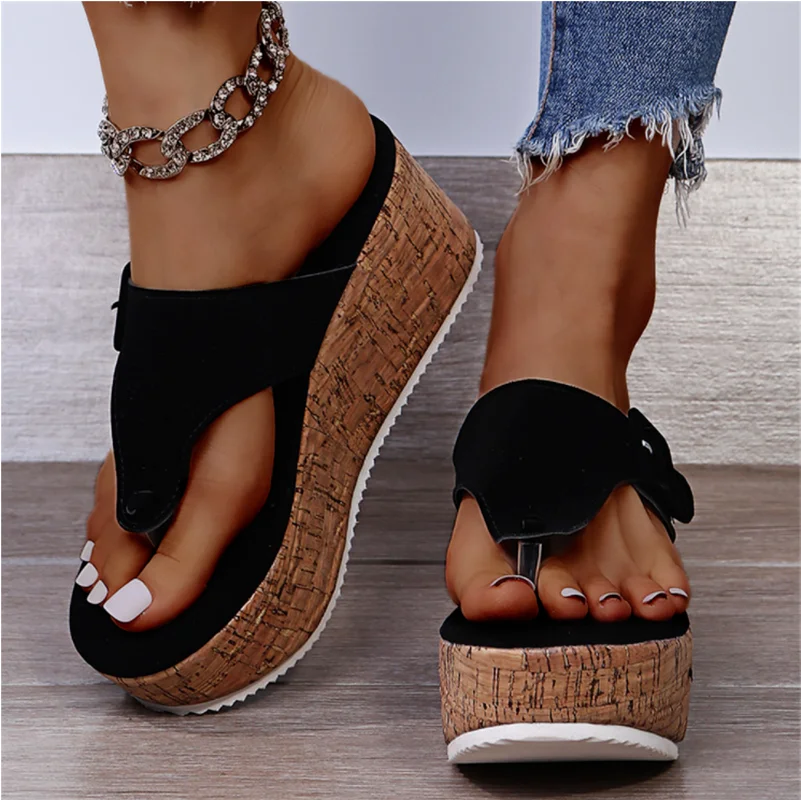 Women Summer Flip Flops Shoes Female Wedge Platform Sandal 2022 Ladies 7.5cm Thick Bottom Casual Slippers Shoe Black Pink
Women Summer Flip Flops Shoes Female Wedge Platform Sandal 2022 Ladies 7.5cm Thick Bottom Casual Slippers Shoe Black Pink