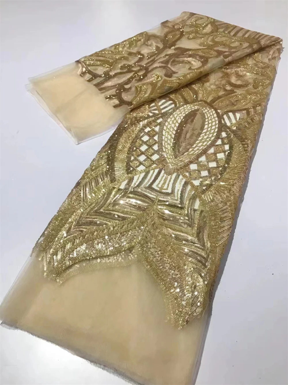 2023High Quality African Nigerian sequin Lace Fabric For Sewing Wedding Party Gown Dress Embroidered Net Cloth 5Yard
2023High Quality African Nigerian sequin Lace Fabric For Sewing Wedding Party Gown Dress Embroidered Net Cloth 5Yard