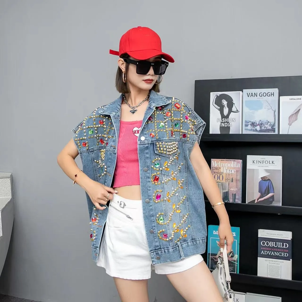 2023 New Korean Style Women Embroidered Denim Vest Sleeveless Colored Beading Jean Waistcoat
2023 New Korean Style Women Embroidered Denim Vest Sleeveless Colored Beading Jean Waistcoat