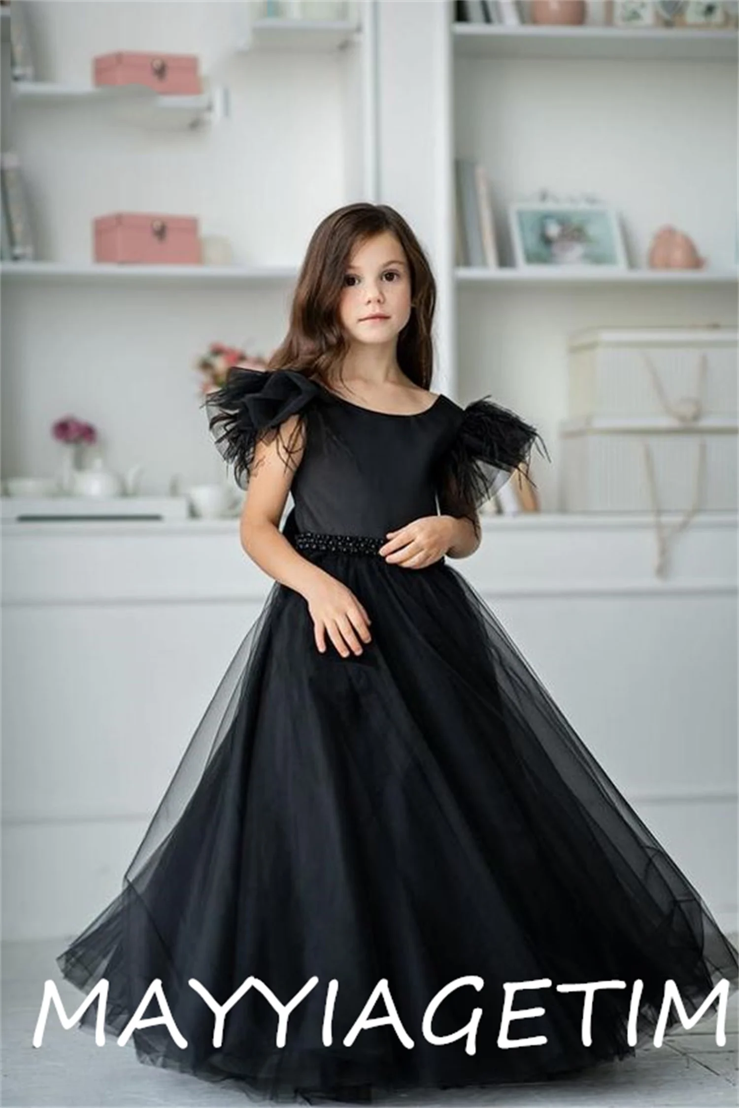 Gardenwed A-line Ivory Classic Flower Girl Dresses Simple Tulle Feather Celebrity Dress Kids Puffy Long Gown,Prom Dress,Vestidos
Gardenwed A-line Ivory Classic Flower Girl Dresses Simple Tulle Feather Celebrity Dress Kids Puffy Long Gown,Prom Dress,Vestidos