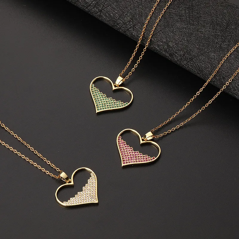 Women's Necklace 18k Gold Plated Claw Set with Colorful Crystal Zircon Heart shaped Pendant Fashion Jewelry Couple Gift
Women's Necklace 18k Gold Plated Claw Set with Colorful Crystal Zircon Heart shaped Pendant Fashion Jewelry Couple Gift