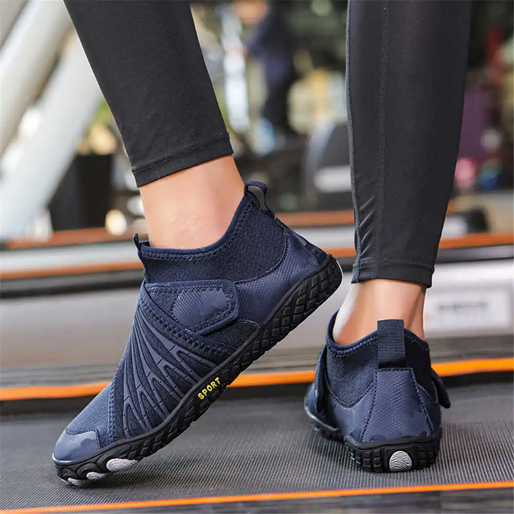 Мужские кроссовки, белые ботинки темно-синего цвета, размеры 42-43, 37-46, Спортивная повседневная обувь для отдыха, 2023
Мужские кроссовки, белые ботинки темно-синего цвета, размеры 42-43, 37-46, Спортивная повседневная обувь для отдыха, 2023