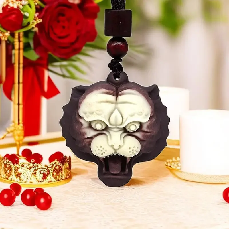 

Jade Tiger Head Pendant Real Carved Necklace Designer Natural Amulets Charm Fashion Jewelry Talismans Amulet Gemstone Vintage