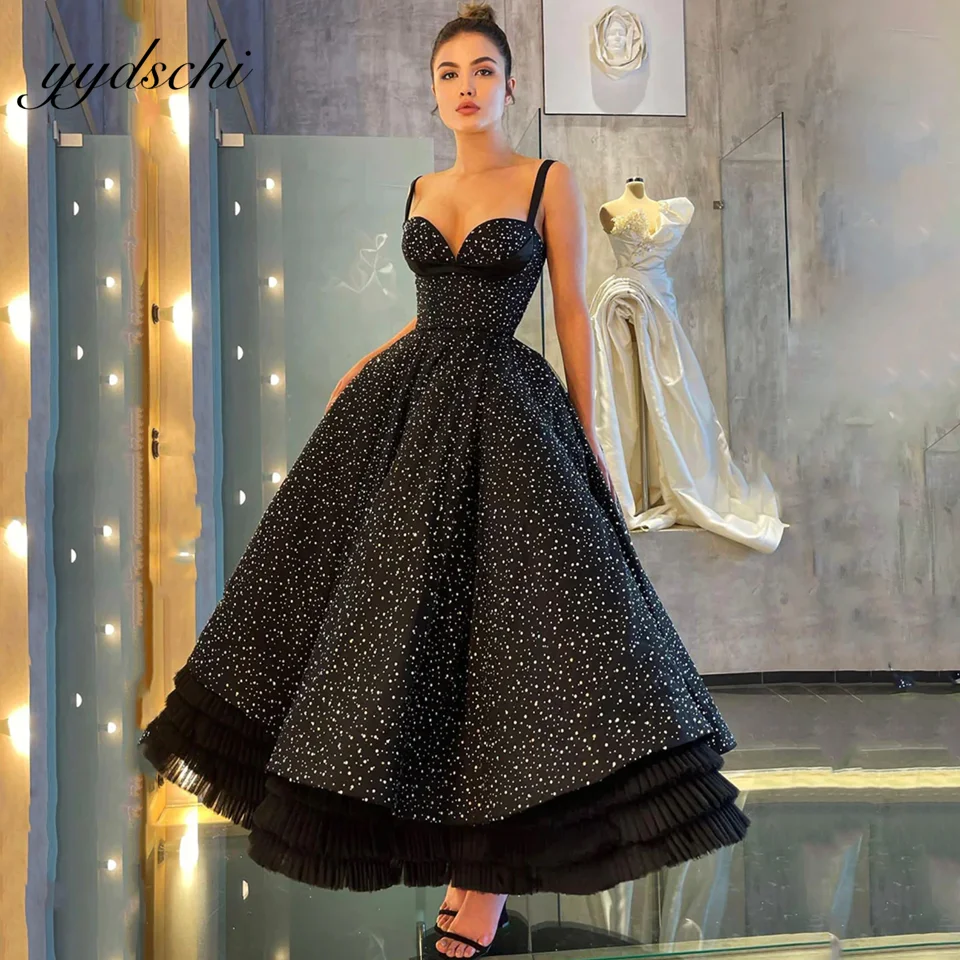 Spaghetti Straps V-Neck Wedding Dress Exquisite Black Lace Applique Bridal Floor Length Sexy Beach Backless Dresses Women
Spaghetti Straps V-Neck Wedding Dress Exquisite Black Lace Applique Bridal Floor Length Sexy Beach Backless Dresses Women